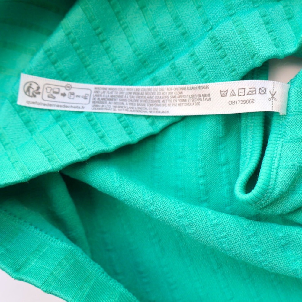 Out From Under Green Ribbed Racerback Crop Tank Sports Bra M/L - Picture 4 of 7